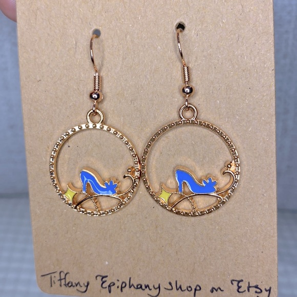 Disney Inspired Cinderella Glass Slipper Earrings in Rose Gold NWT - Picture 3 of 3